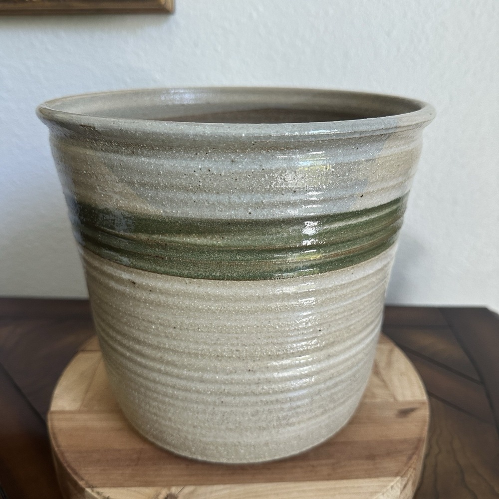R Tadlock Artist Planter Pot 7.8 Inch Stoneware Pottery Signed Southwest Texas